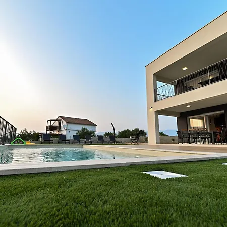 Giovanni Zadar Villa