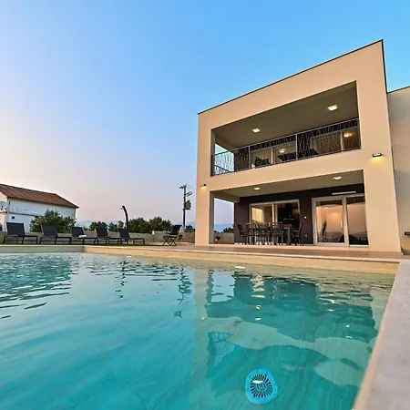 Villa Giovanni Zadar *